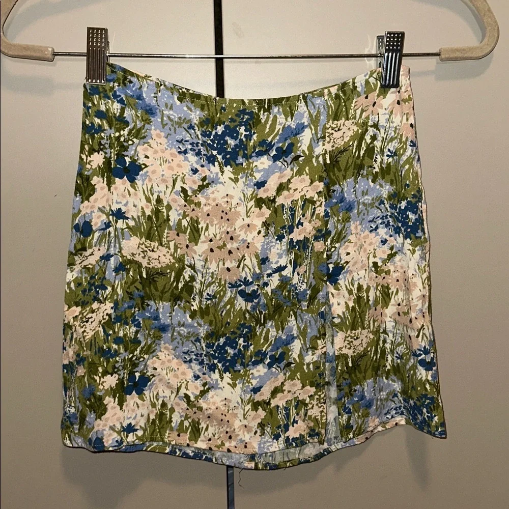 Reformation Margot Floral Green and Blue Skirt SIZE 0 - Picture 4 of 8